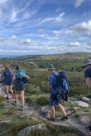 Arrhes d'inscription au Jeûne et Trek du 18 au 25 mai 2025 dans le Beaujolais